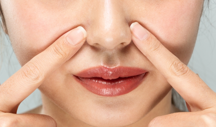 鼻筋（鼻根部・鼻背）